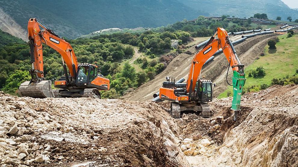 52 pelles Doosan pour le projet TAP