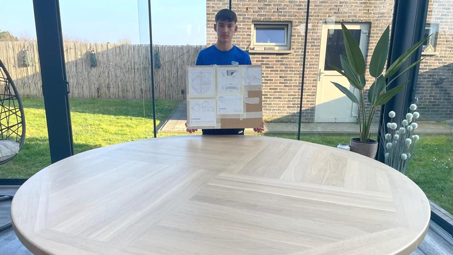 Wintertuin-tafel in gerecupereerd eik