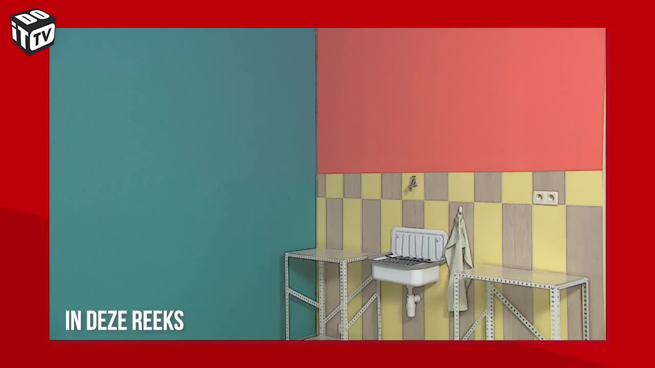 Uitgietbak plaatsen: de wanden schilderen